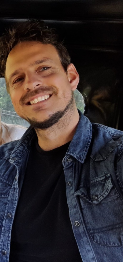 Elvin (37) is een Leerkracht van Morgen: ‘Het is ontzettend leuk om de kinderen te zien groeien’